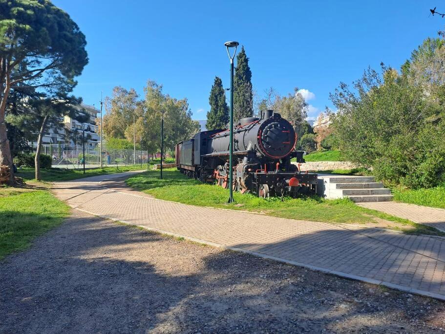 Апартаменти Δίπλα Στο Πάρκο Каламата Екстер'єр фото